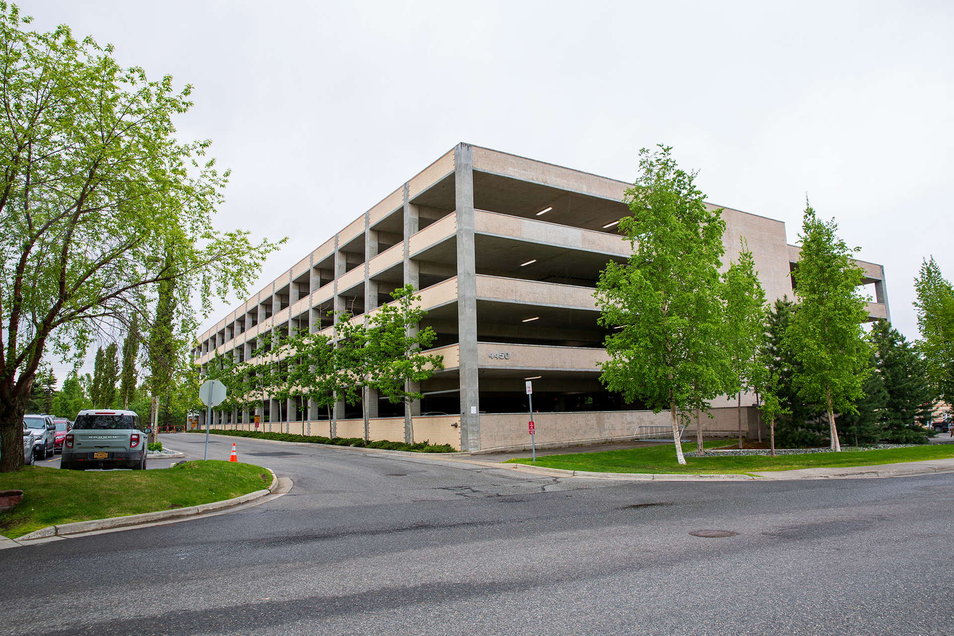 Flattop Mountain Parking Garage 
